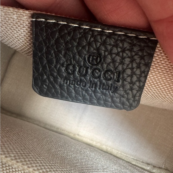Gucci Black Soho Crossbody Bag - Picture 5 of 9